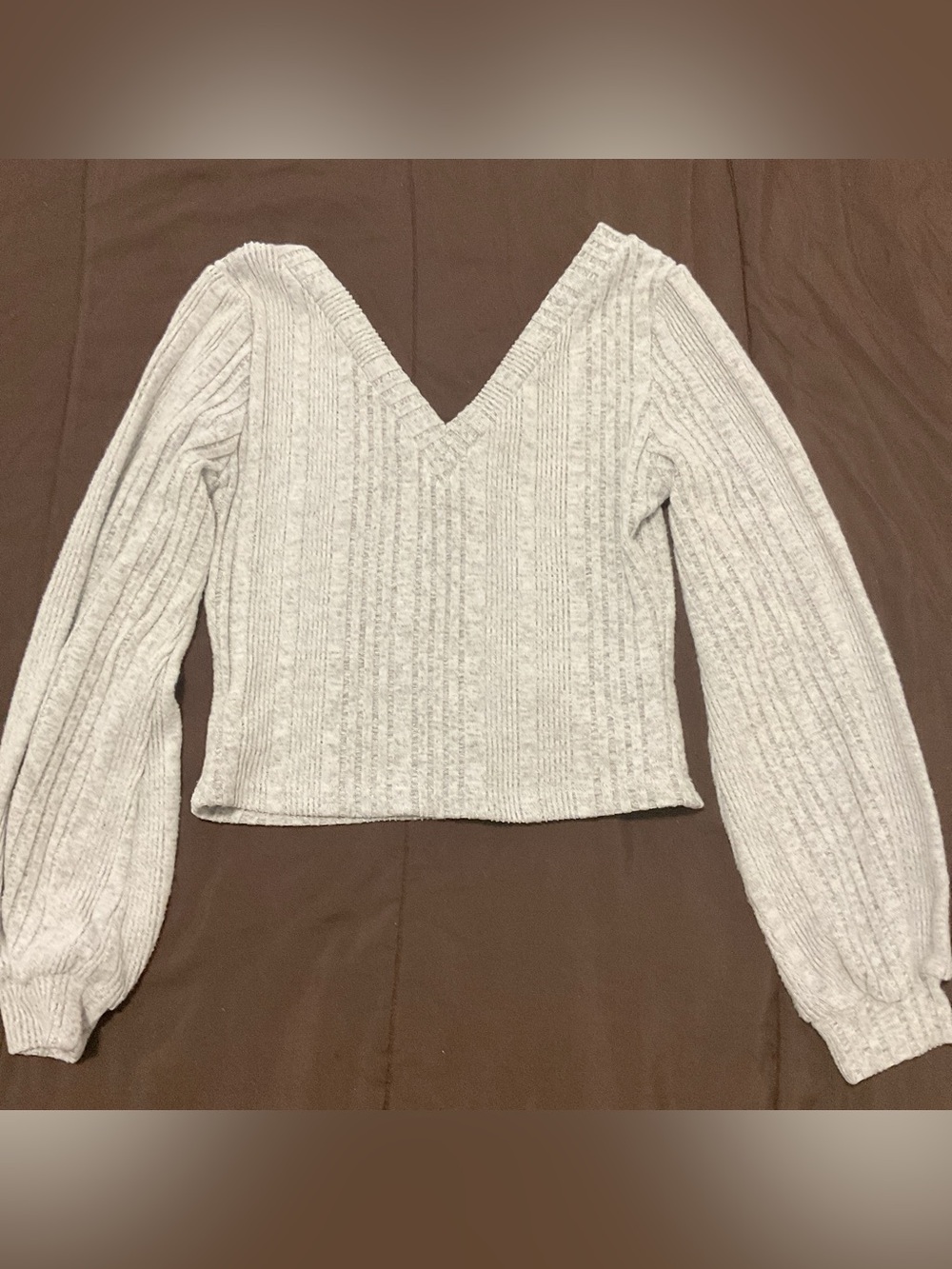 SHEIN Size Small Light Gray Ribbed V-Neck Knit Sweater